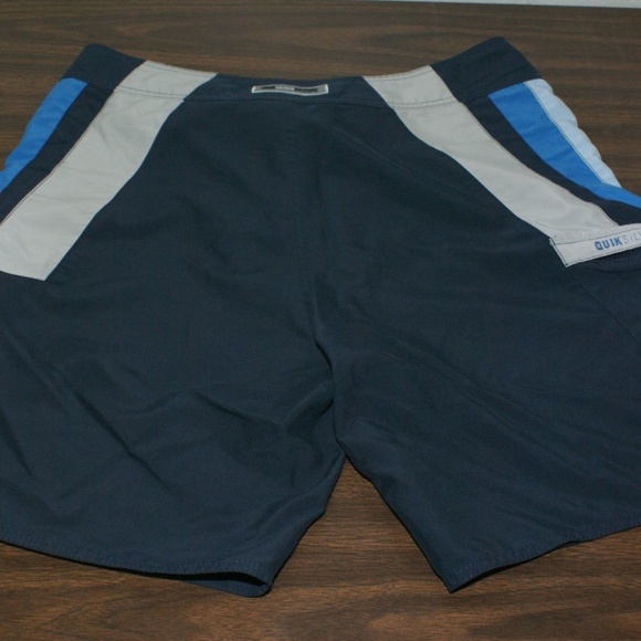 quiksilver boardshorts - Picture 2 of 4